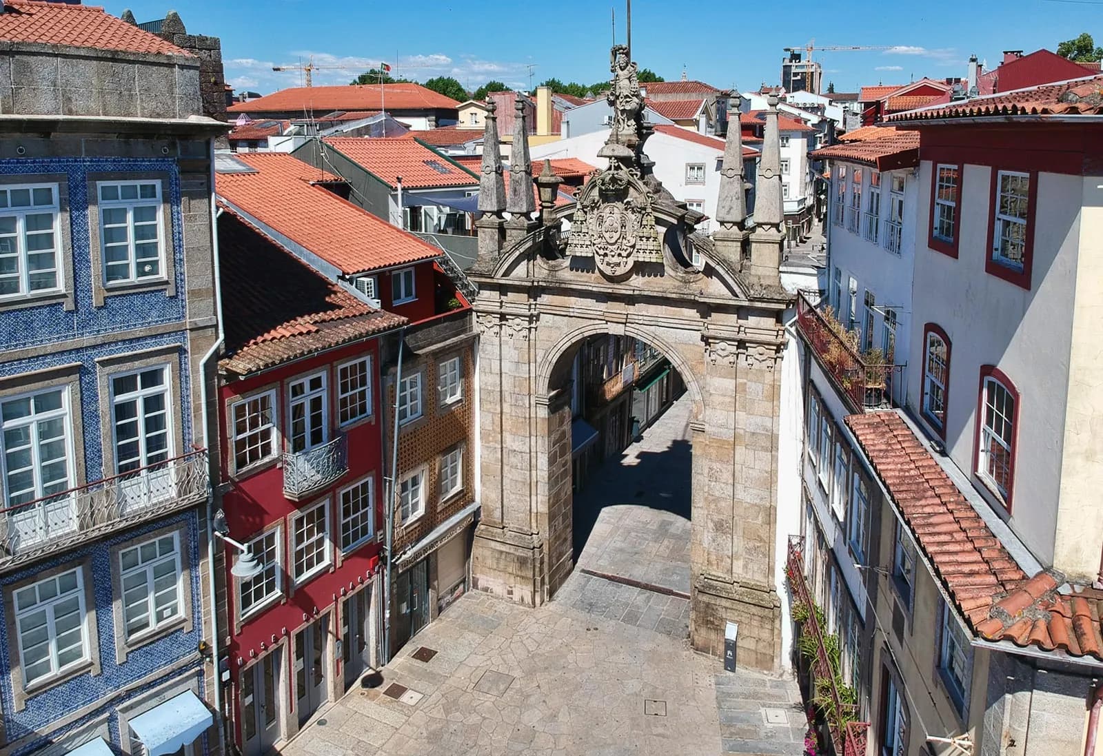 Arco da Porta Nova